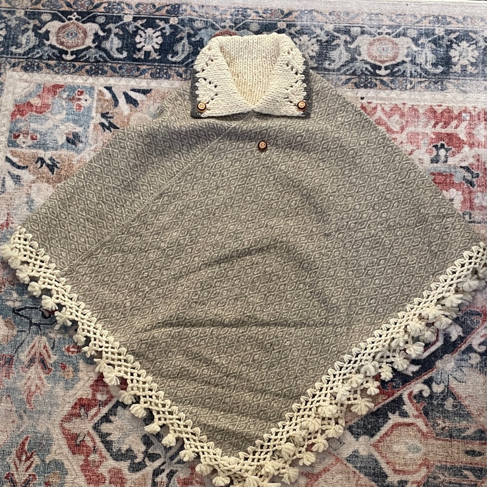 Chic Gray and Cream Women's Poncho